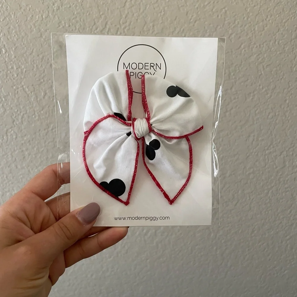 Mickey Mouse bow - Picture 1 of 2